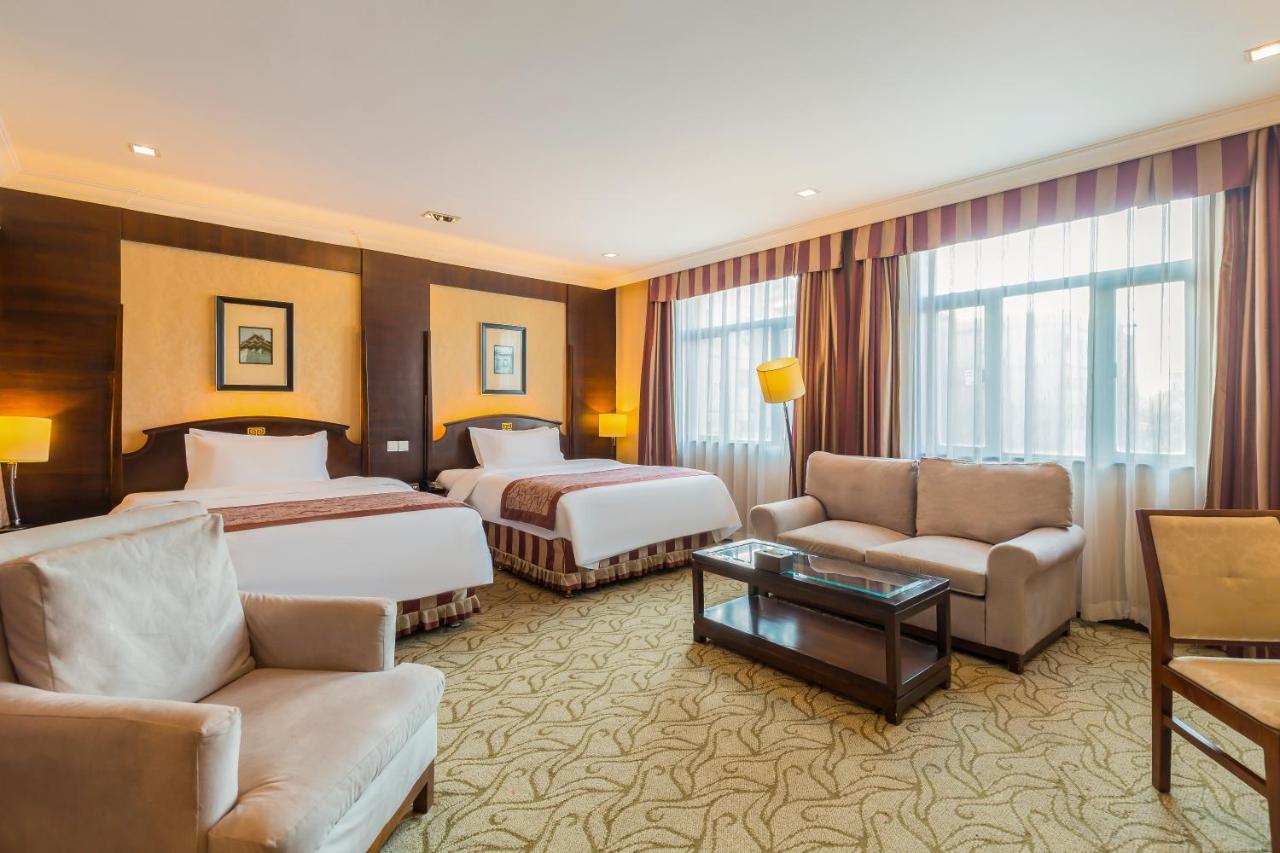 Beijing Jinlong Hotspring Hotel Exterior photo