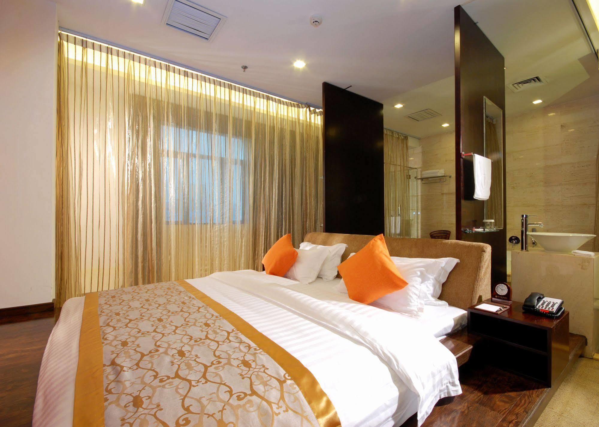 Beijing Jinlong Hotspring Hotel Exterior photo