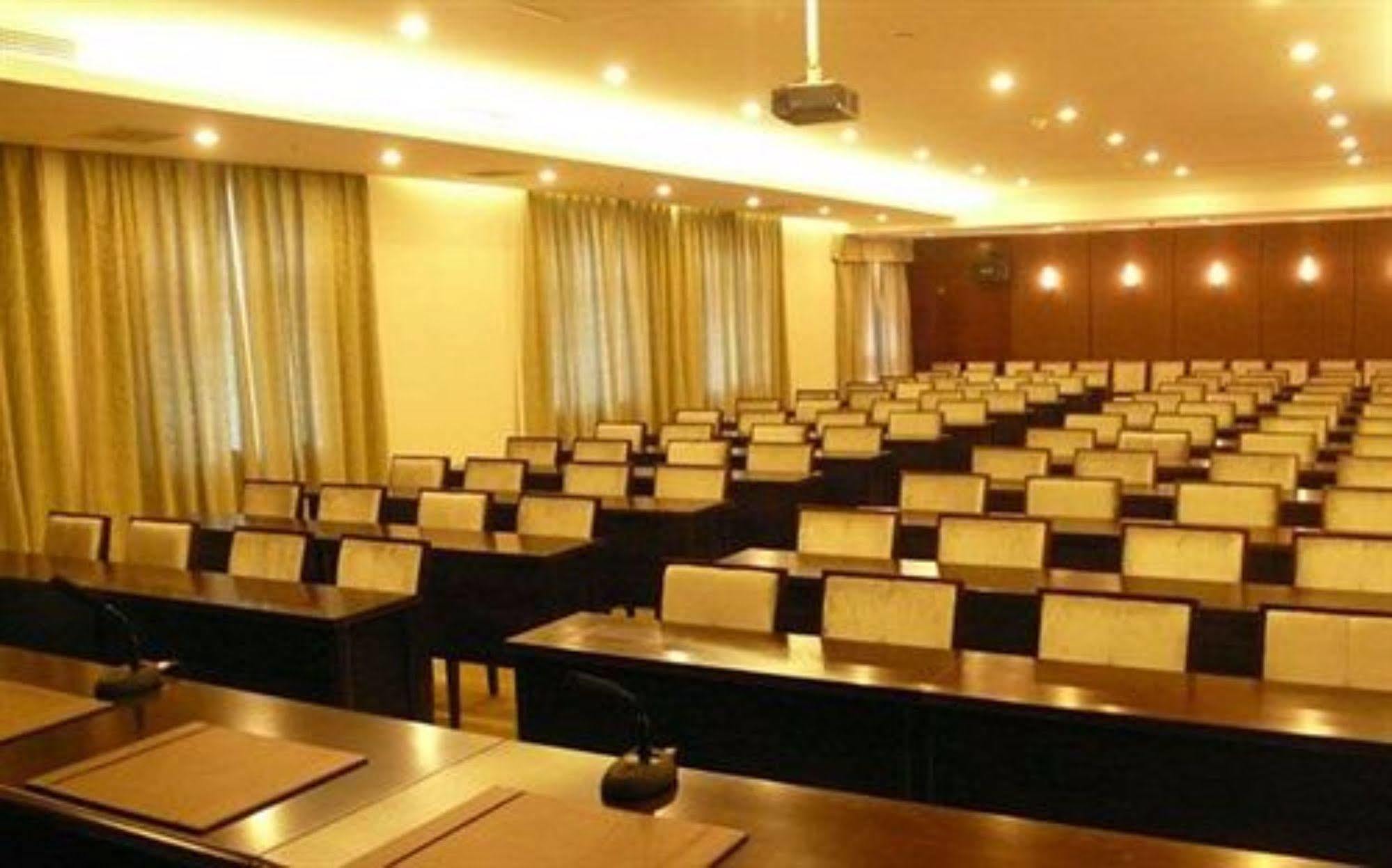 Beijing Jinlong Hotspring Hotel Exterior photo