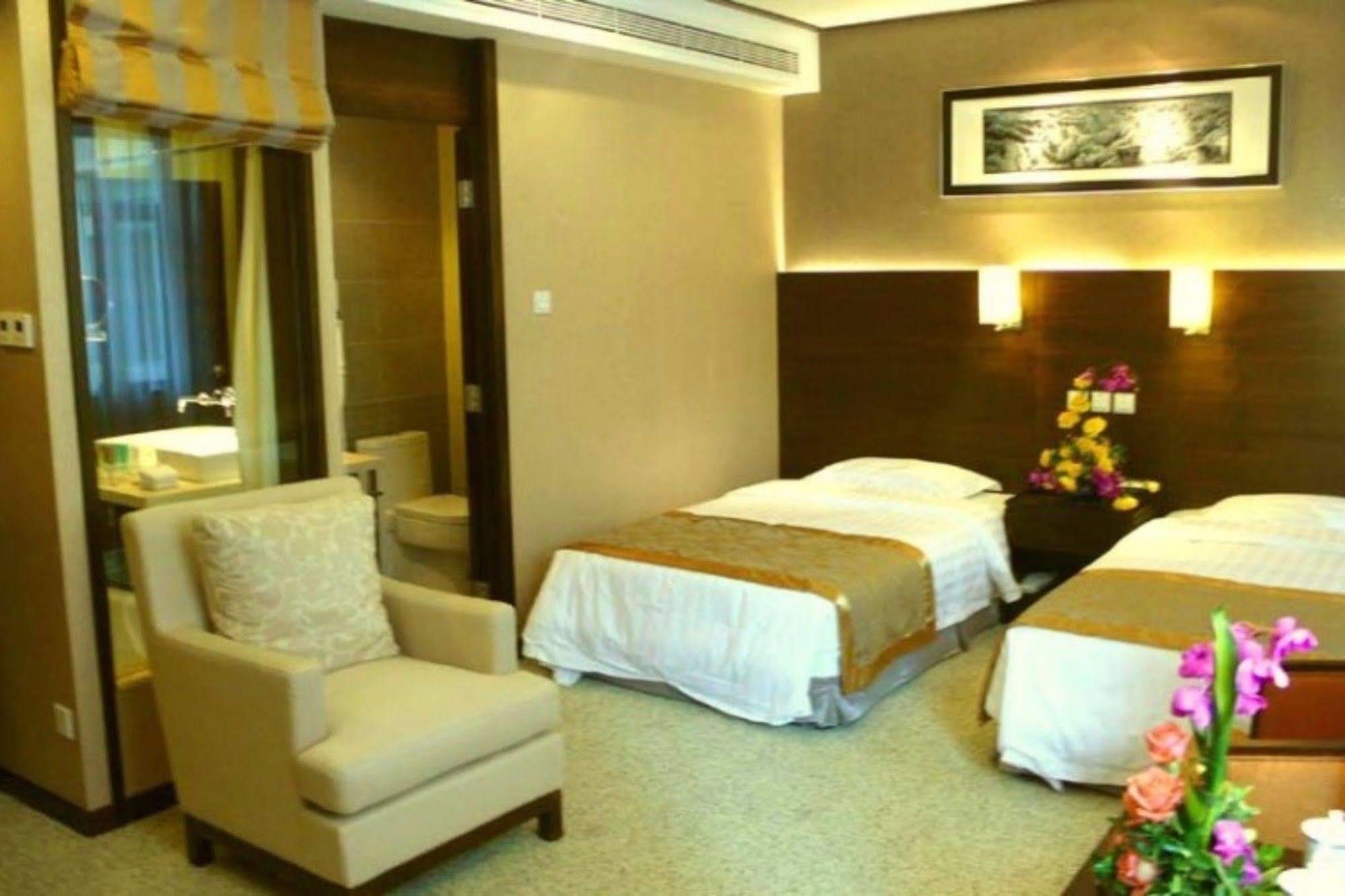 Beijing Jinlong Hotspring Hotel Exterior photo